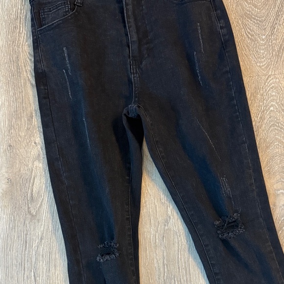 Kittenish- Classic Black Women's Jeans- size medium - Picture 2 of 5